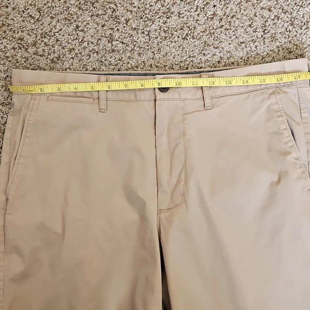 J.Crew Men's Kaki Shorts